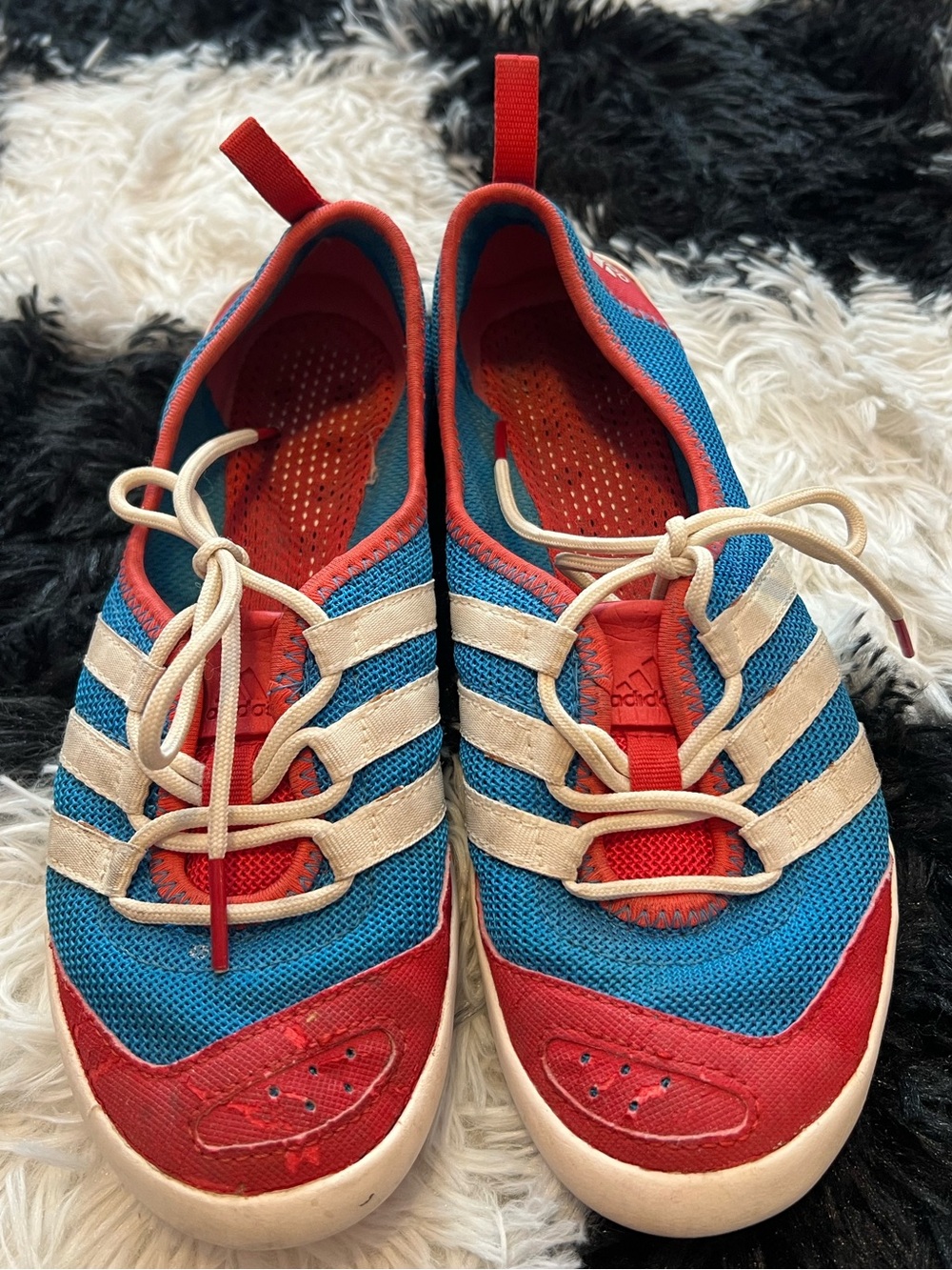 adidas Blue, Red & Cream Mesh Waterproof Sneakers Women's 5/Youth 3.5